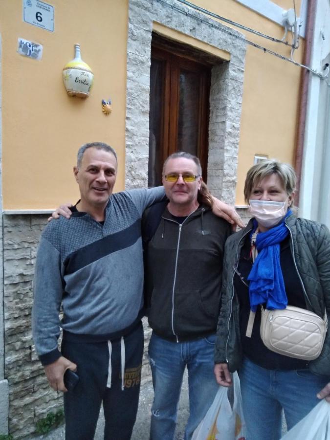 Casa Vacanza Zia Ersilia Rotondi Exterior foto