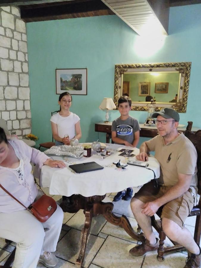 Casa Vacanza Zia Ersilia Rotondi Exterior foto
